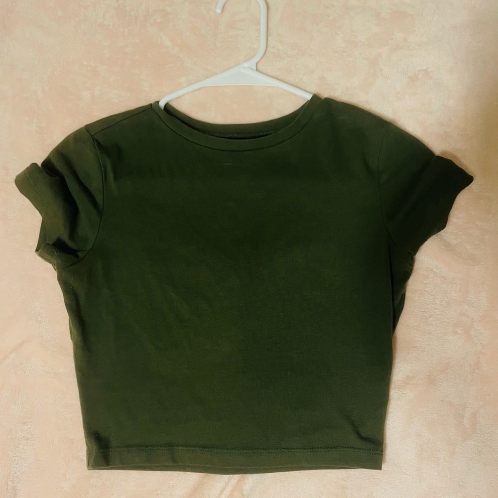 Olive Green Cropped T-Shirt
